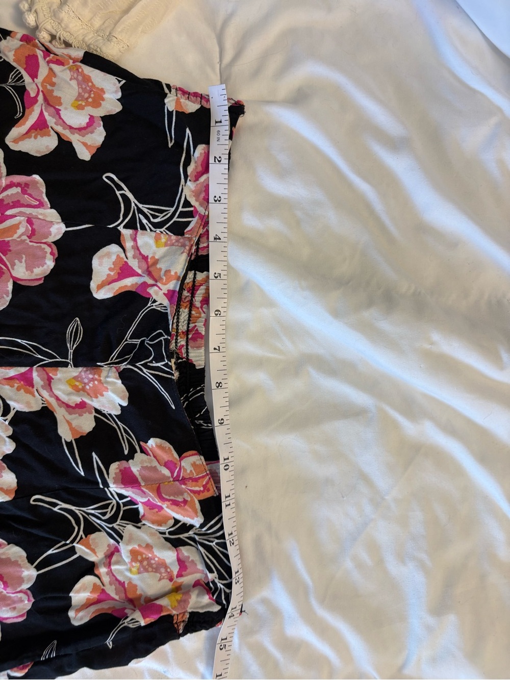 Roxy Black And Pink Floral Boho Flowy Beach Pants With Elastic Waist Size Medium - Picture 4 of 7